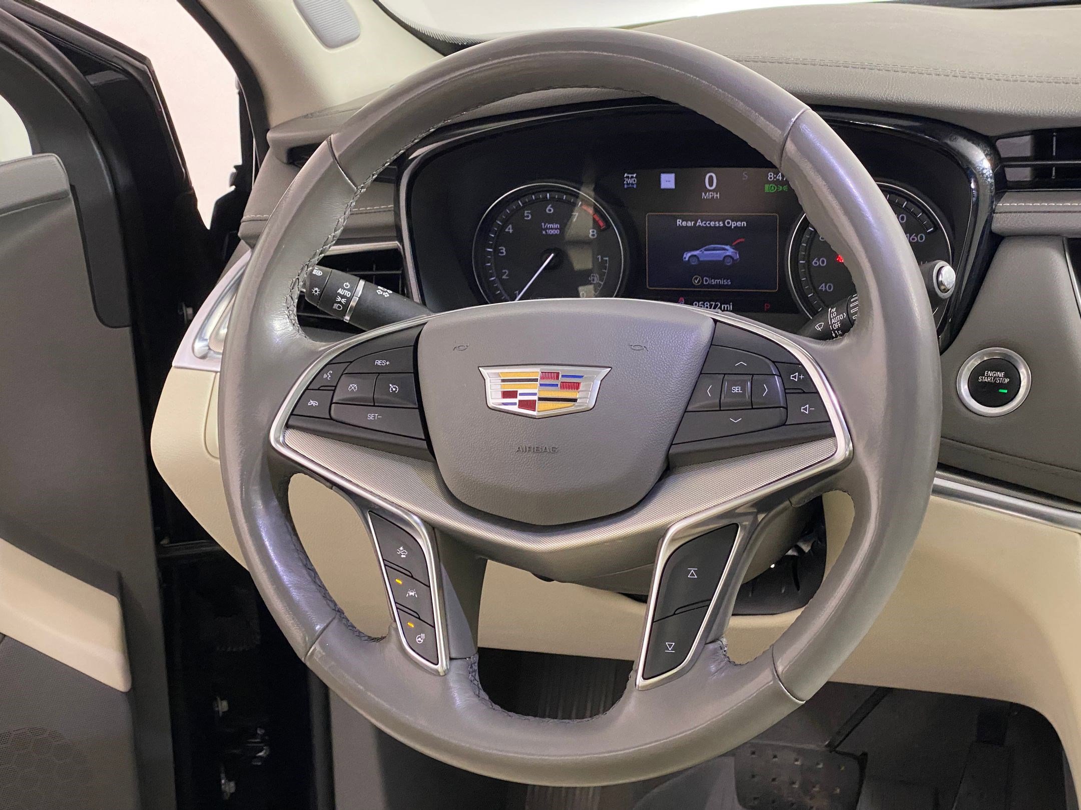 Used 2021 Cadillac XT5 Premium Luxury image 17