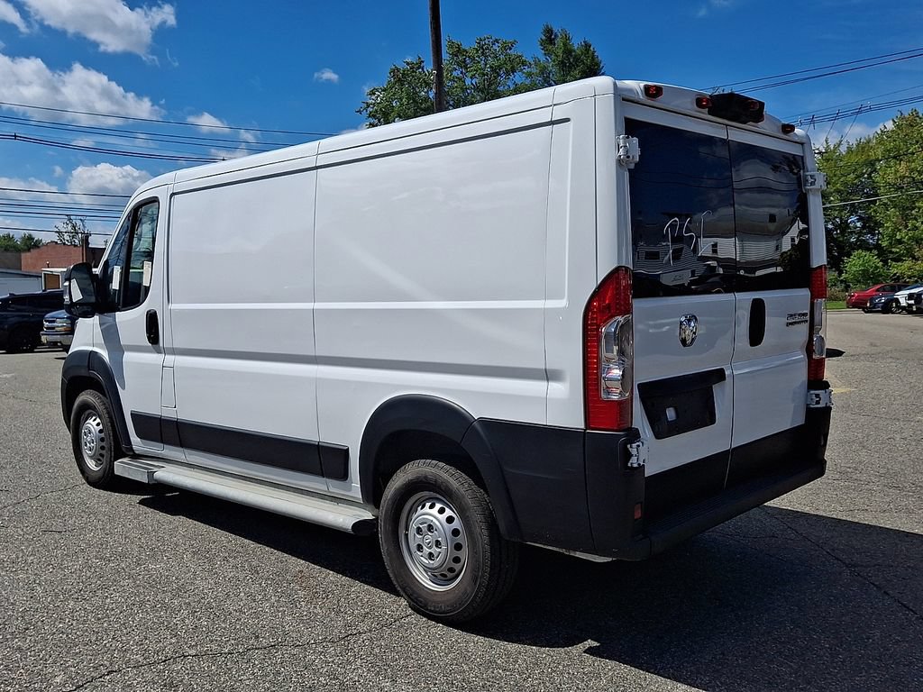 Used 2025 RAM ProMaster 2500 w/ U-Haul Equipment Group FWD image 6