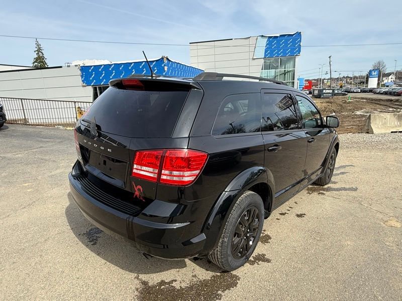 Used 2018 Dodge Journey SE image 8