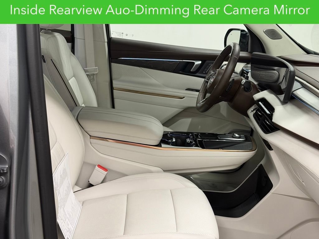 Certified 2025 Buick Enclave Avenir w/ Super Cruise Package FWD image 23