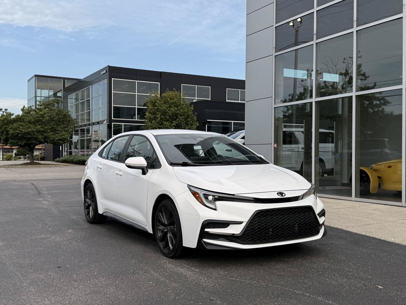 Used 2025 Toyota Corolla SE