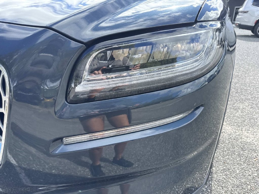 Certified 2021 Lincoln Nautilus Reserve AWD/4WD image 9