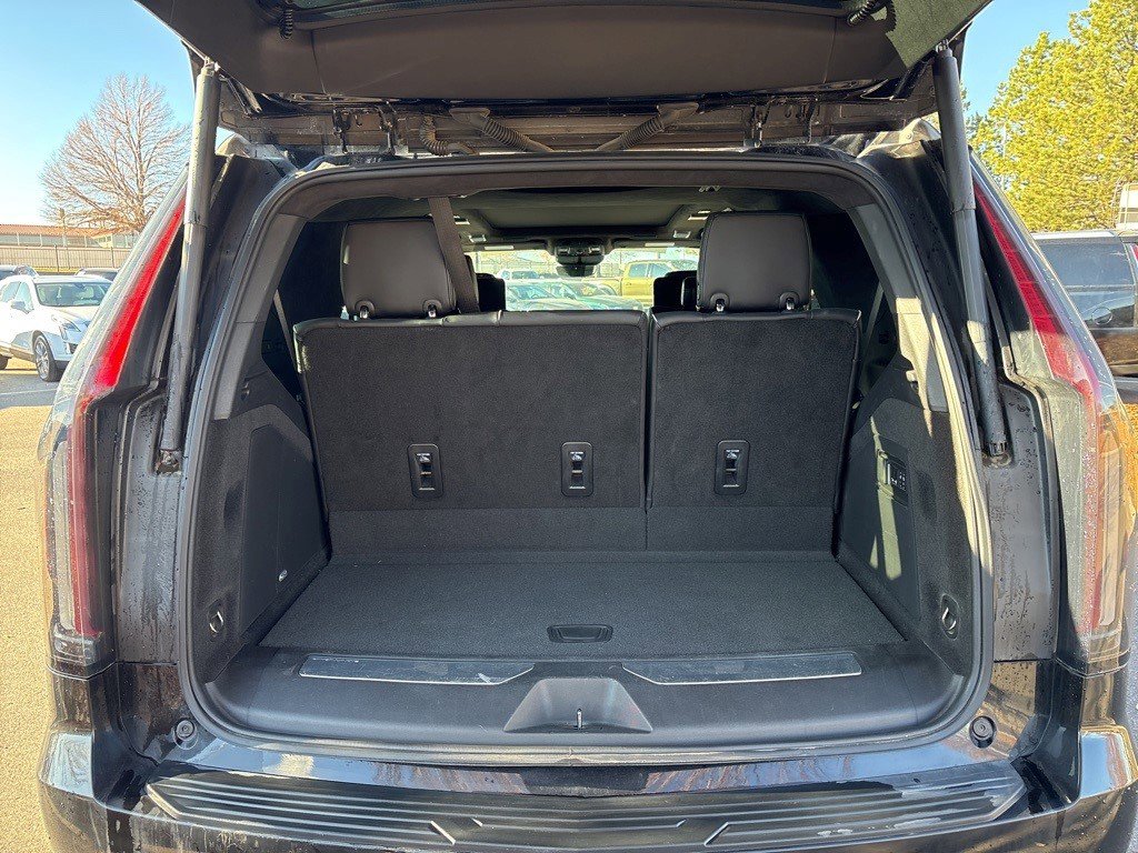 Certified 2023 Cadillac Escalade Premium Luxury Platinum image 19