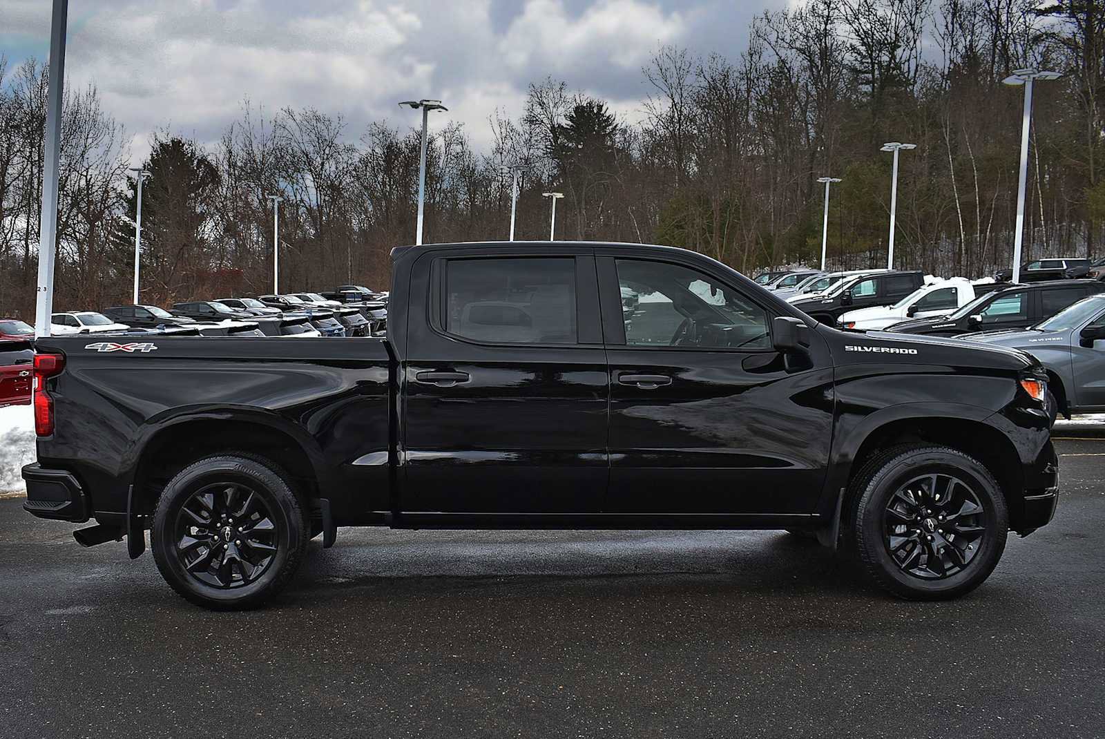 Used 2024 Chevrolet Silverado 1500 Custom image 6