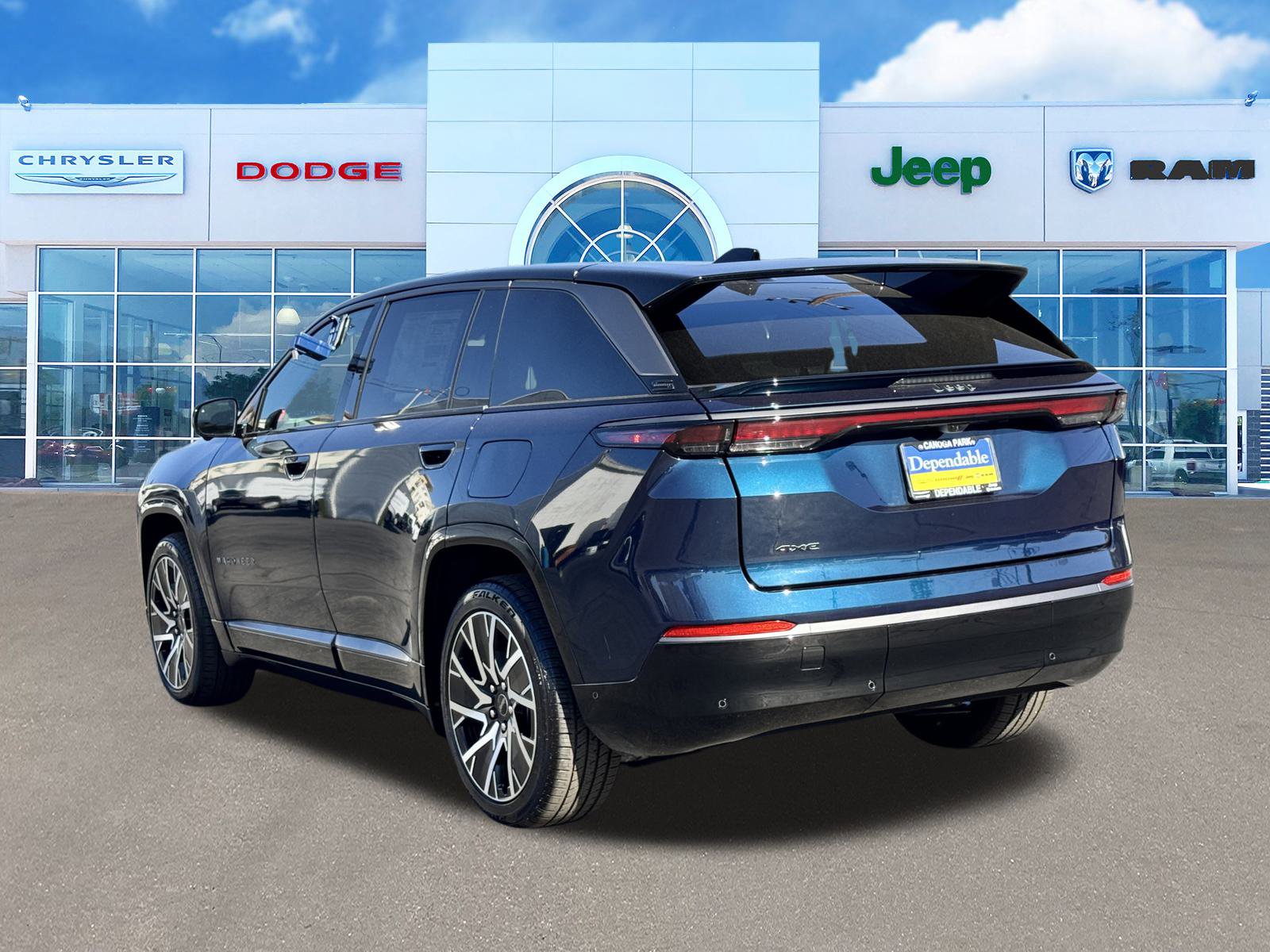 New 2025 Jeep Wagoneer Limited image 6