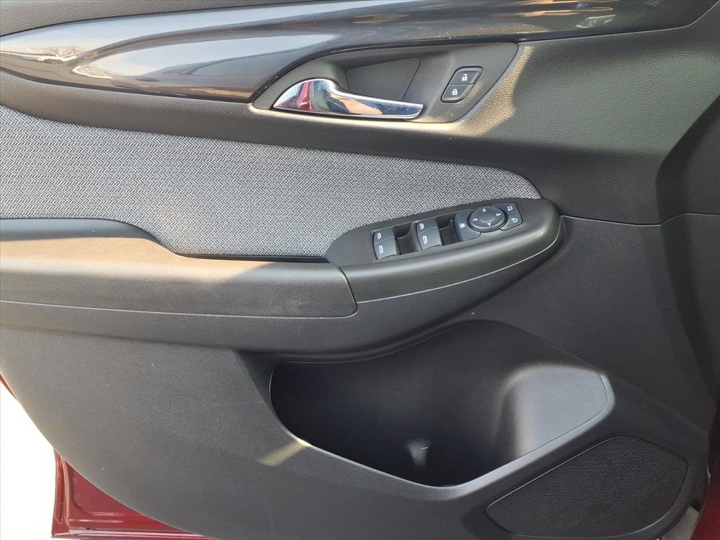 Used 2025 Chevrolet TrailBlazer LS w/ LS Convenience Package image 21