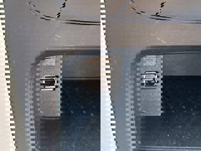 Certified 2018 Ford Focus SE image 29