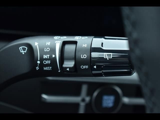 Certified 2025 Hyundai Santa Fe SE FWD image 25