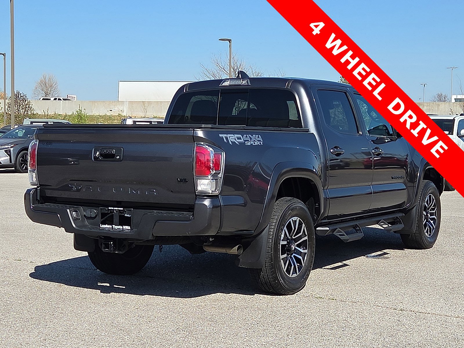 Used 2023 Toyota Tacoma TRD Sport AWD/4WD image 5