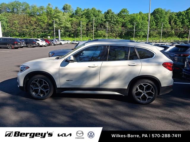 Used 2018 BMW X1 xDrive28i AWD/4WD image 9