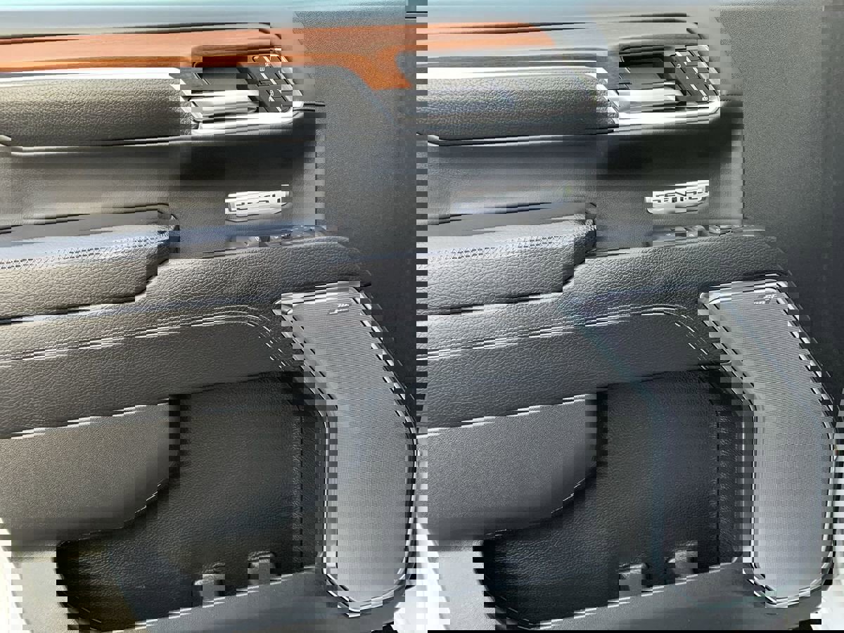 Used 2023 GMC Sierra 1500 Denali image 16