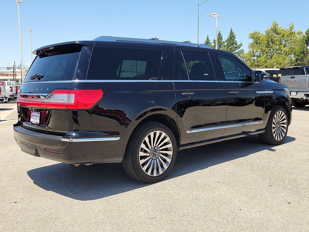 Used 2020 Lincoln Navigator L Reserve w/ Luxury Package AWD/4WD image 13