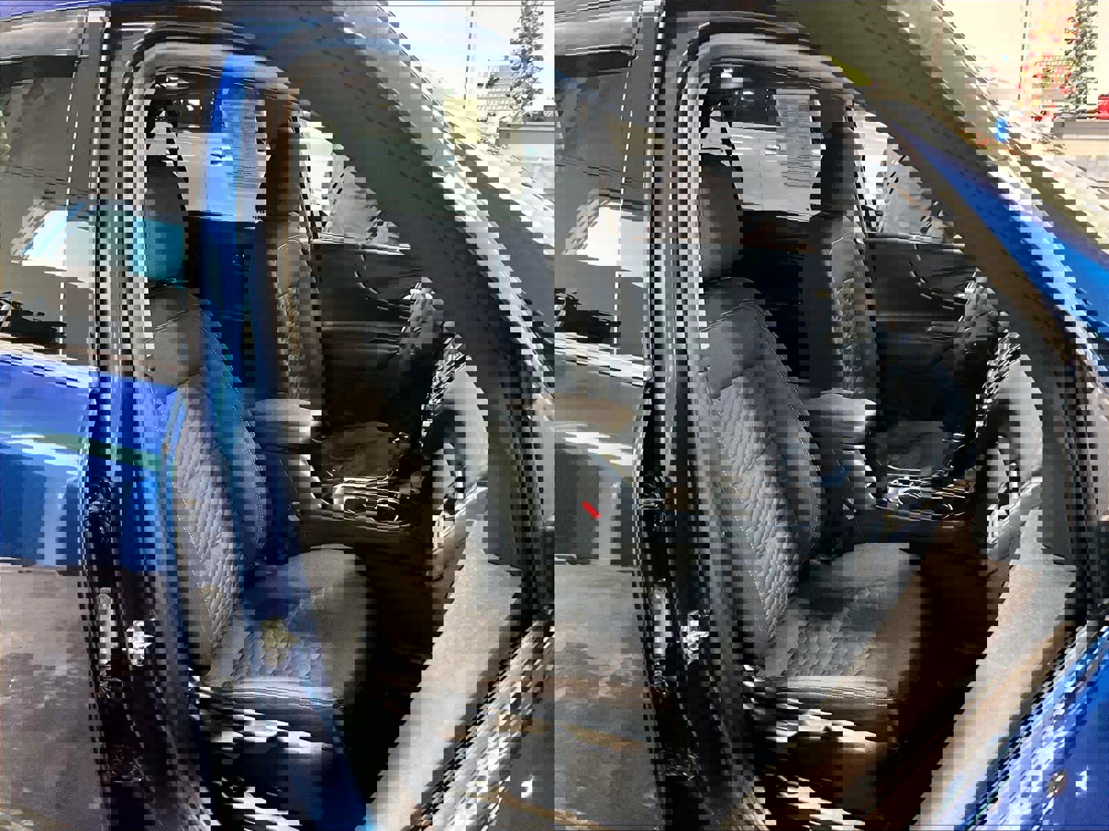 Used 2019 Chevrolet Equinox LT image 11