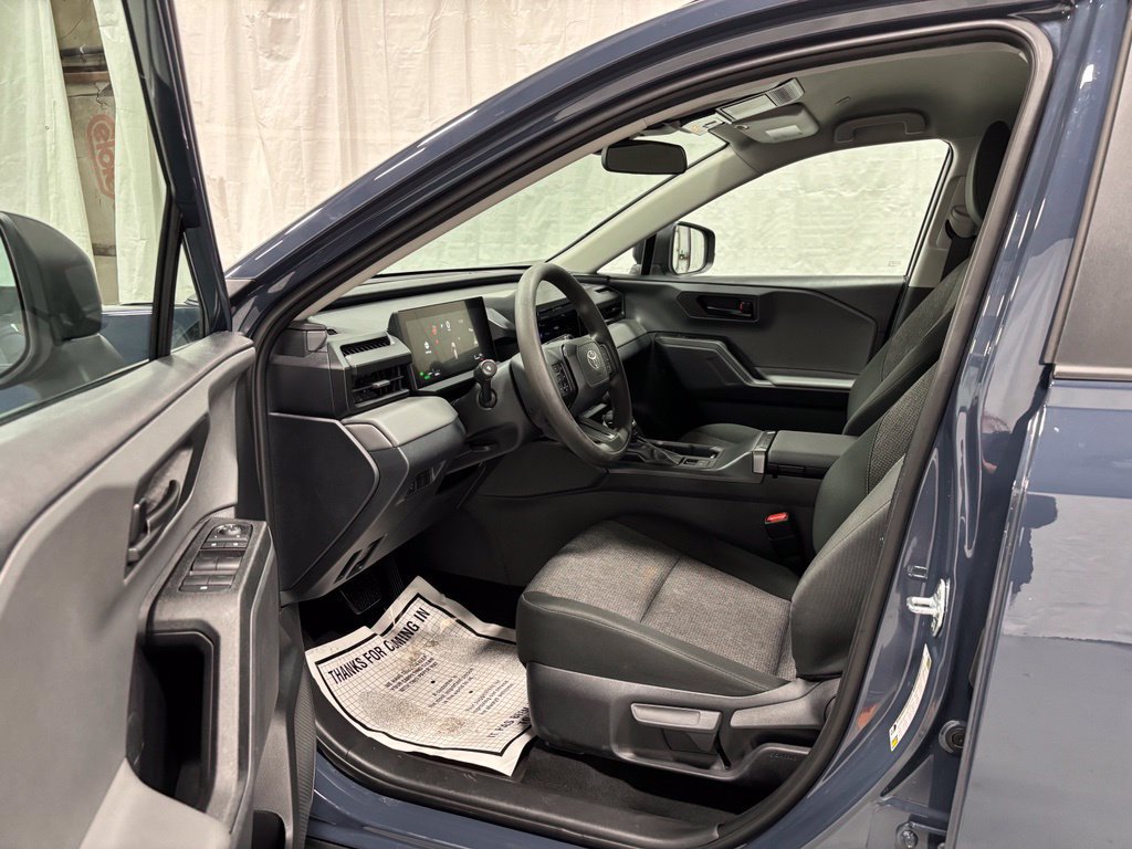 Used 2026 Toyota RAV4 LE AWD/4WD image 10