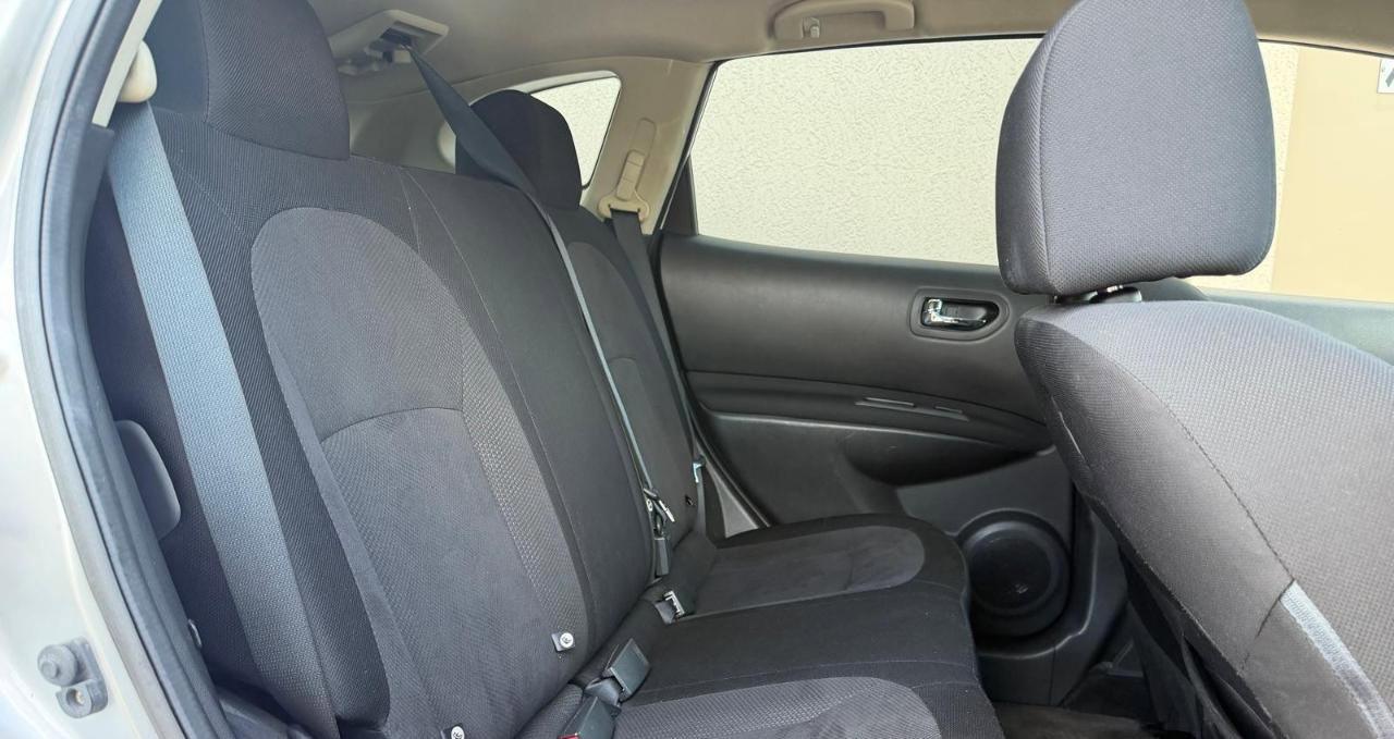 Used 2011 Nissan Rogue S image 20