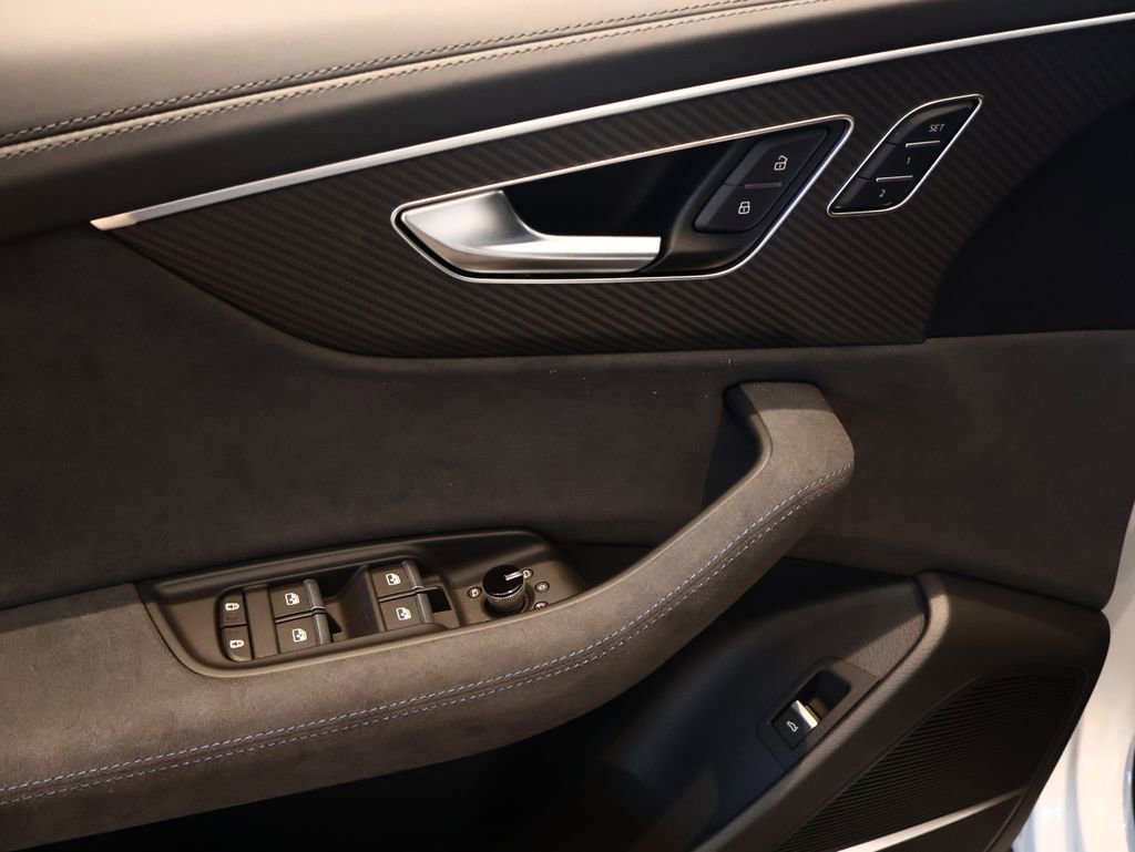 New 2026 Audi RS Q8 performance image 16