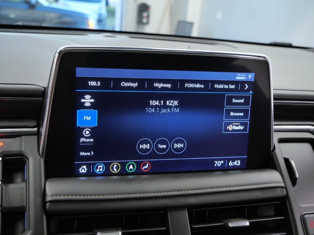 Used 2021 GMC Yukon SLT w/ SLT Luxury Plus Package AWD/4WD image 23