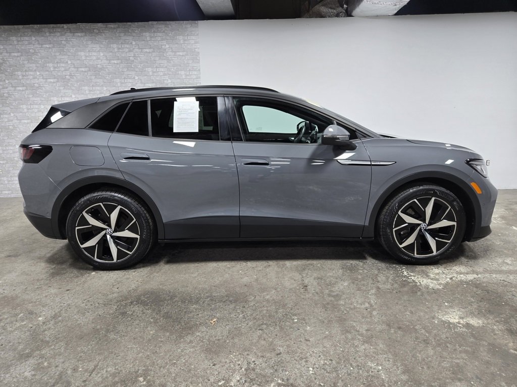 Used 2023 Volkswagen ID.4 Pro S image 3