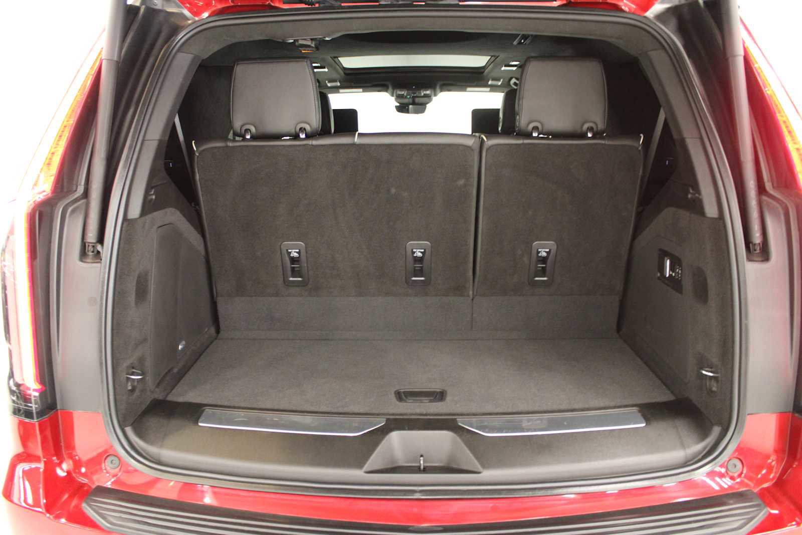 Certified 2023 Cadillac Escalade Sport Platinum image 10