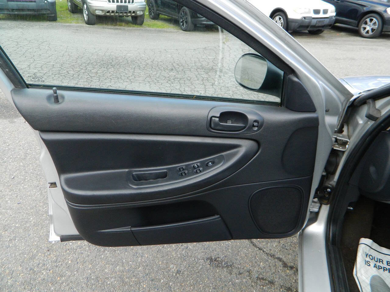 Used 2004 Dodge Stratus SE image 20