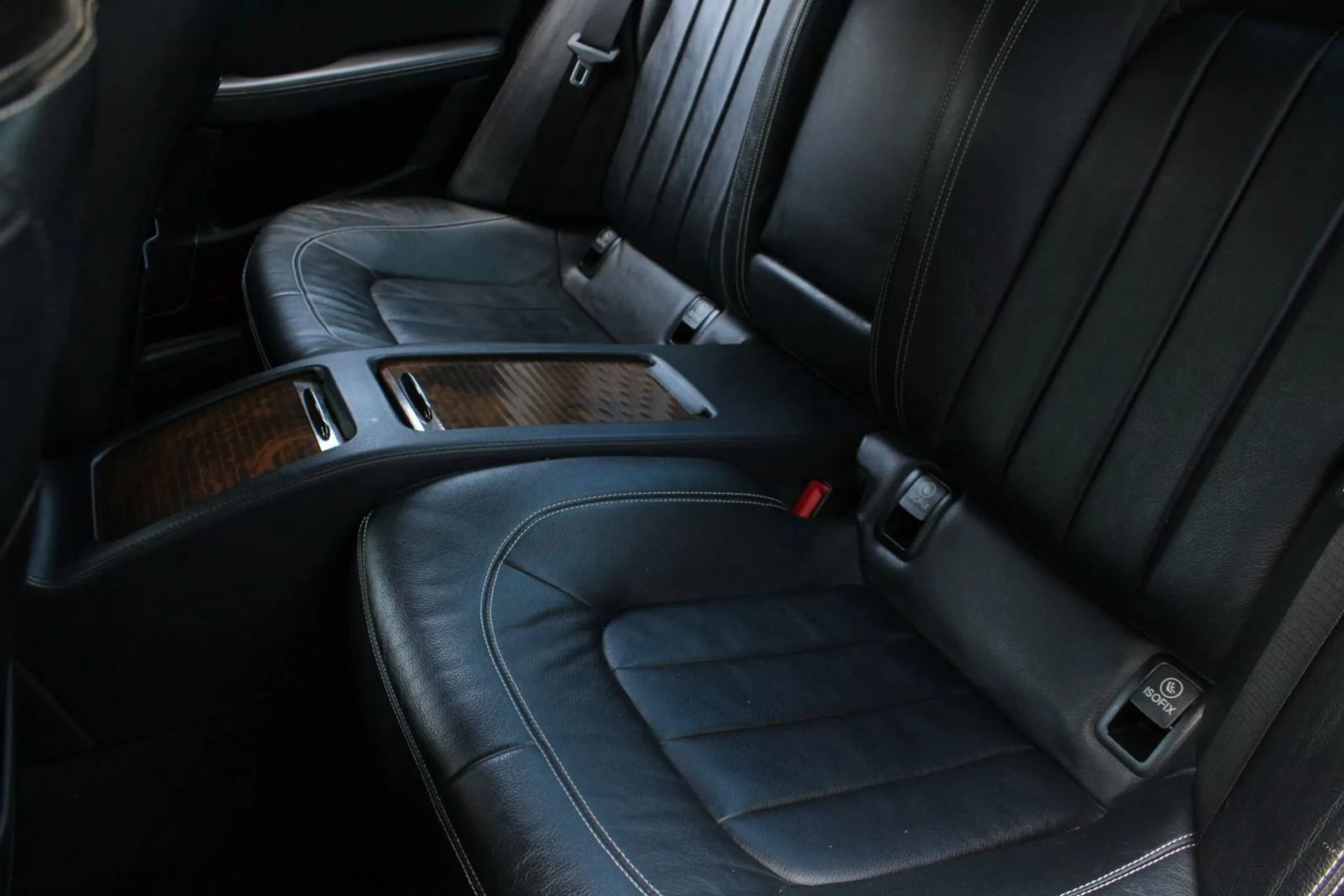 Used 2013 Mercedes-Benz CLS 550 w/ Premium I Pkg image 21