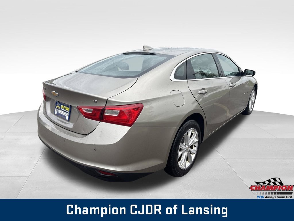 Used 2024 Chevrolet Malibu LT FWD image 9