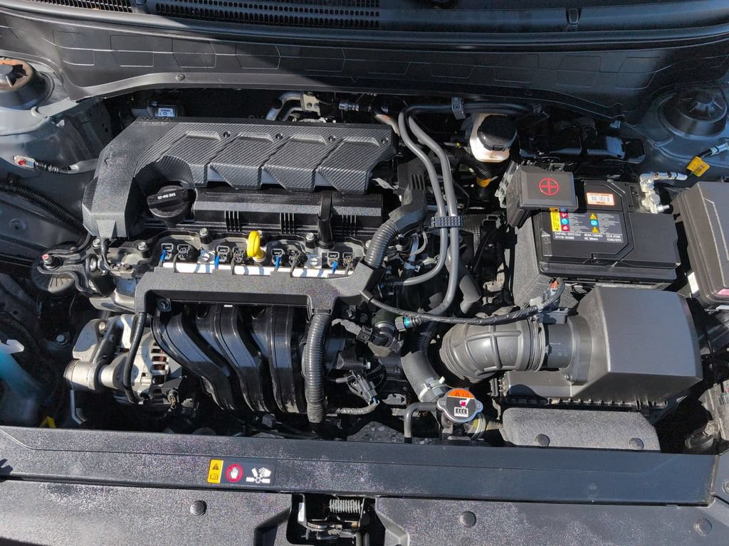 Used 2025 Hyundai Venue SEL FWD image 34