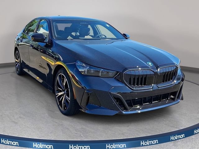 New 2027 BMW 550e xDrive AWD/4WD image 3