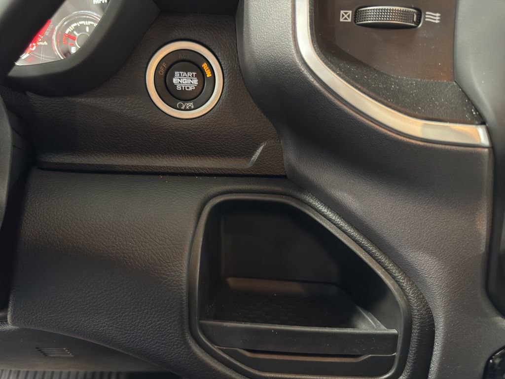 Used 2024 RAM 4500 SLT w/ Quick Order Package 2YG SLT image 28