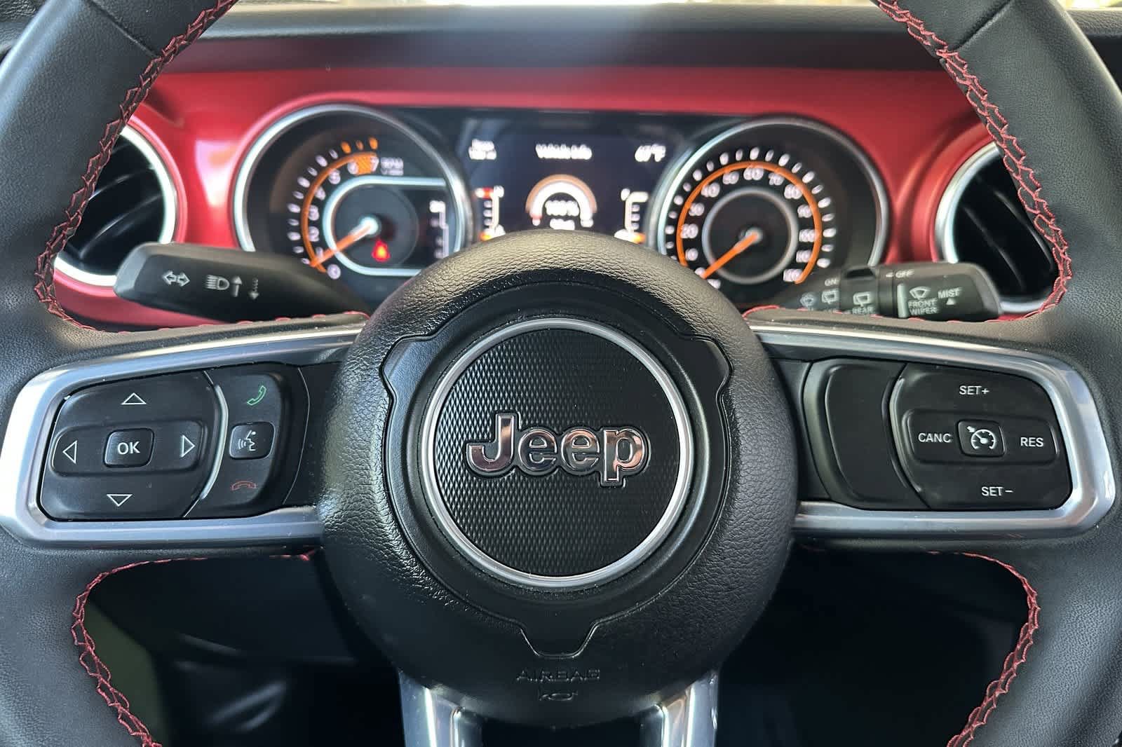 Used 2023 Jeep Wrangler Unlimited Rubicon AWD/4WD image 25