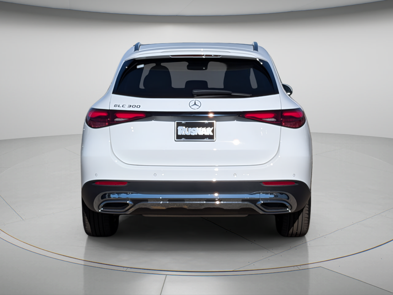 New 2027 Mercedes-Benz GLC 300 image 3
