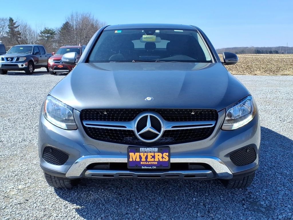 Used 2017 Mercedes-Benz GLC 300 4MATIC Coupe image 2