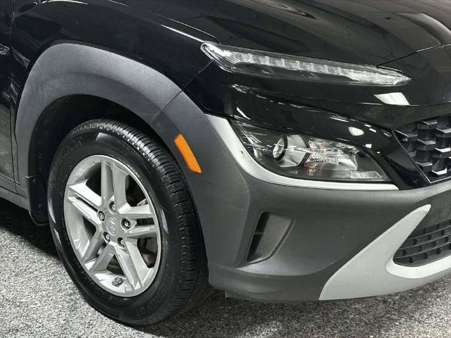 Used 2023 Hyundai Kona SE w/ Cargo Package AWD/4WD image 9