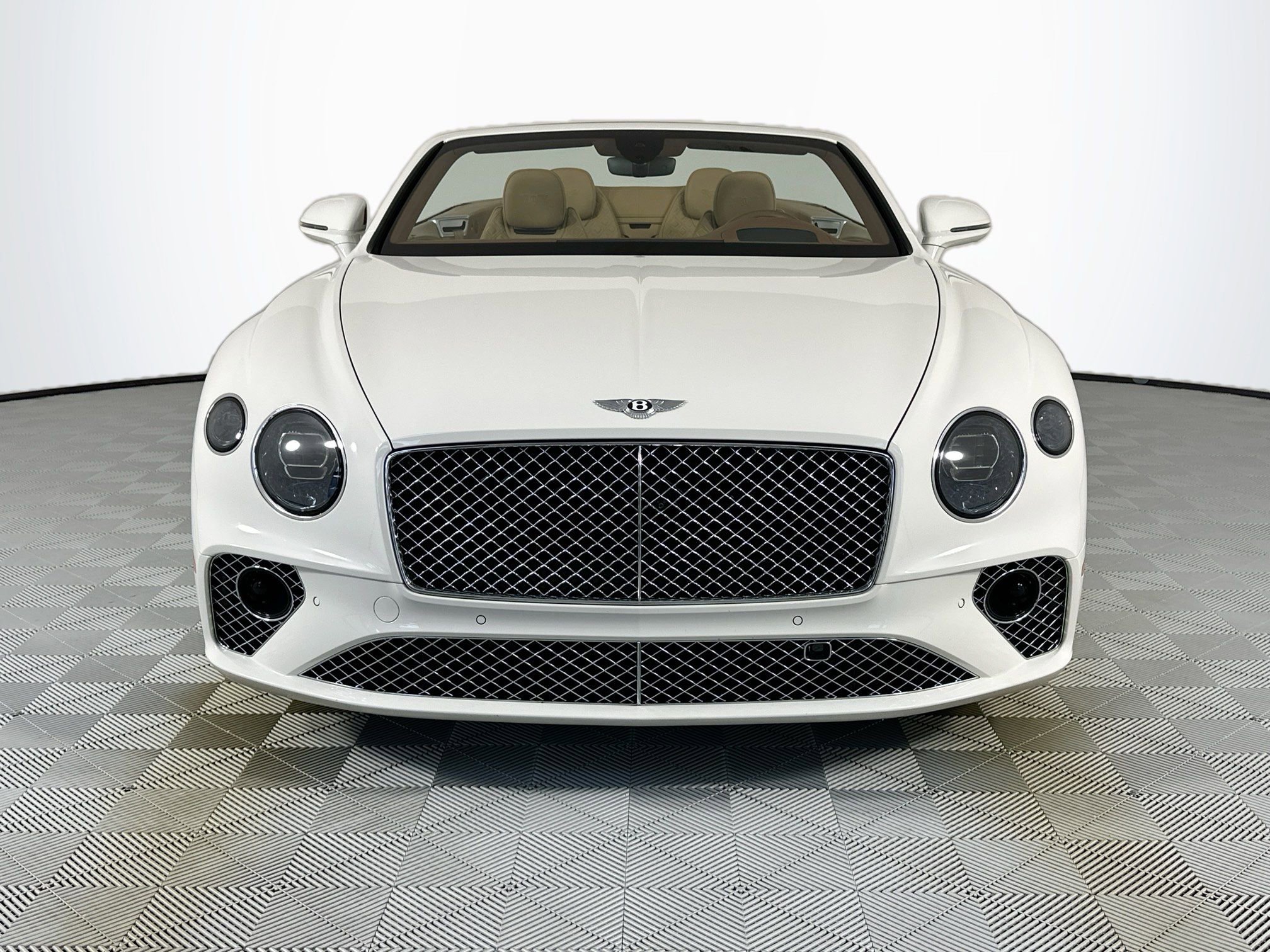 Certified 2020 Bentley Continental GT V8 AWD/4WD image 8