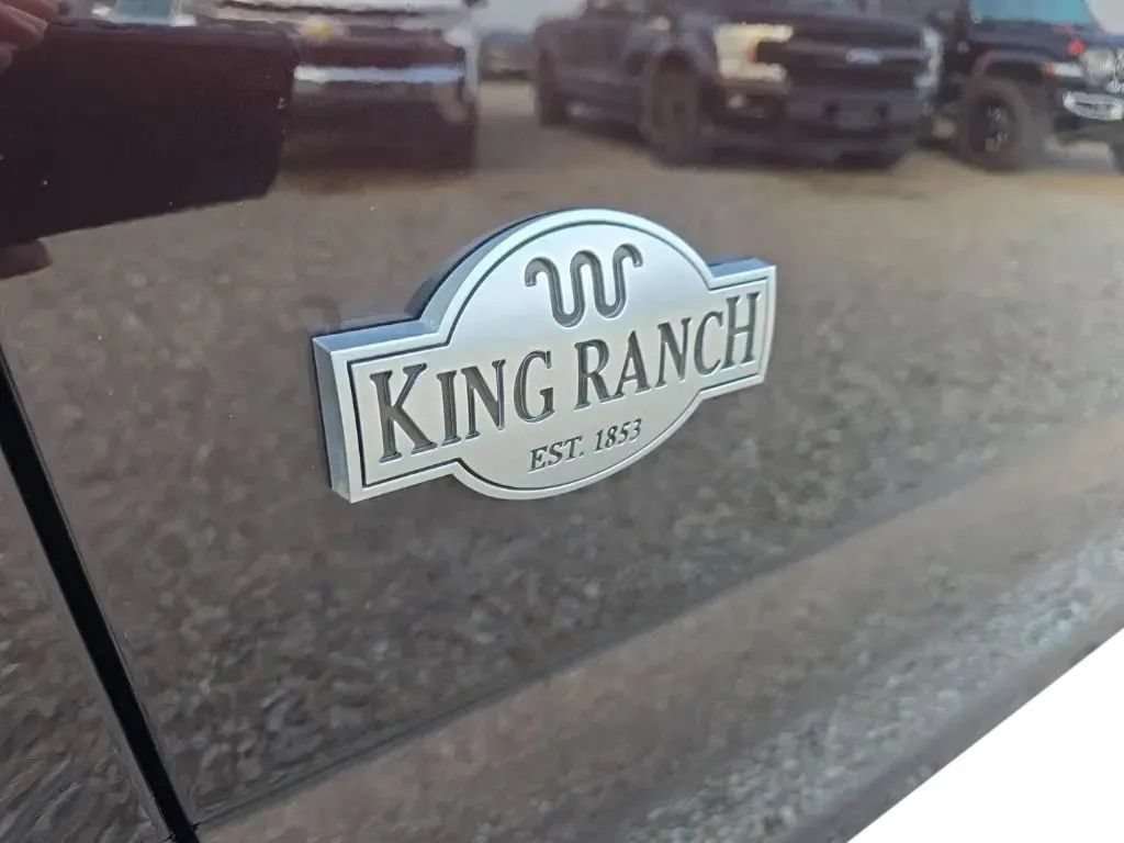 Used 2019 Ford F150 King Ranch w/ Equipment Group 601A Luxury AWD/4WD image 10