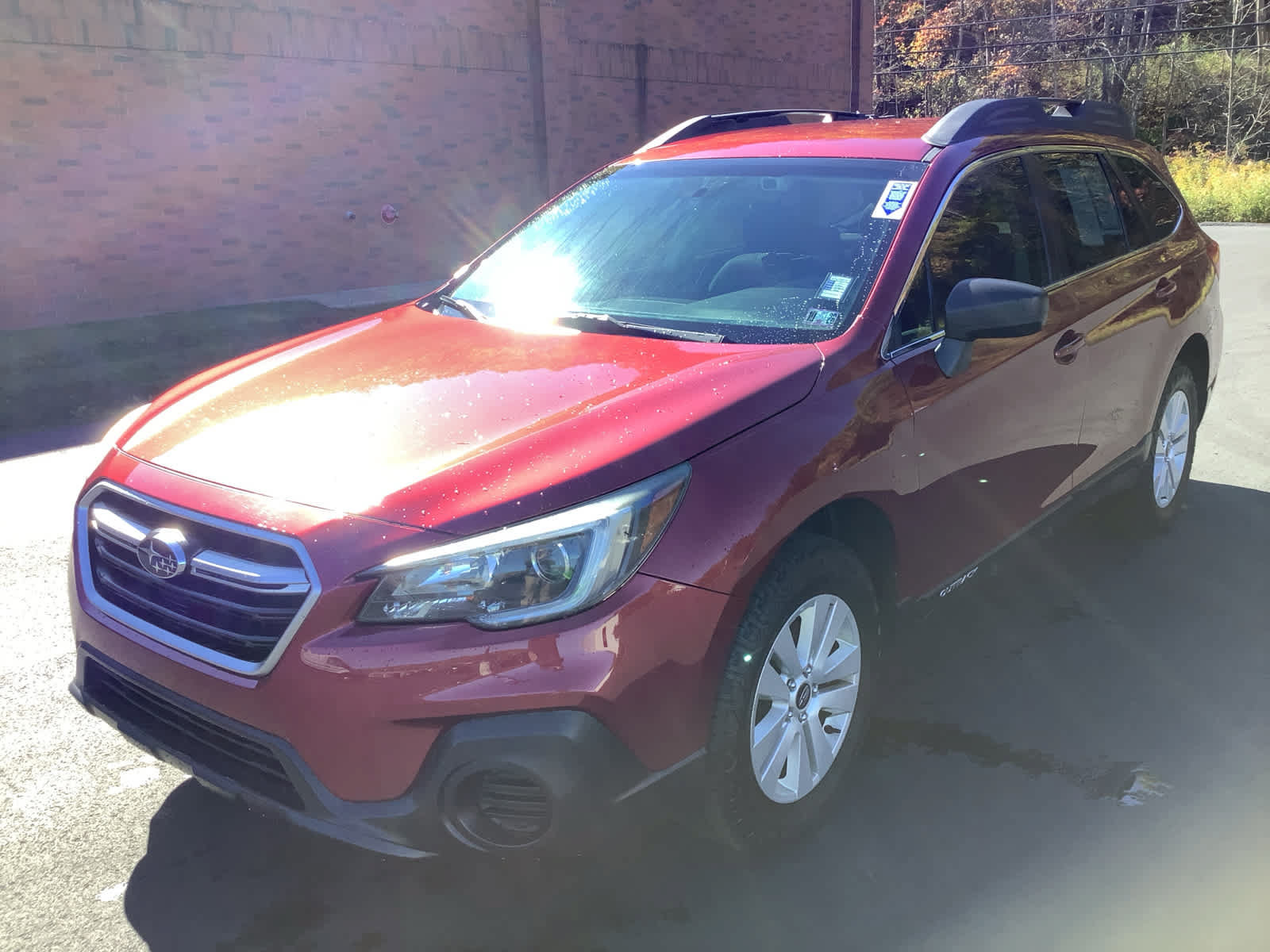 Used 2019 Subaru Outback 2.5i AWD/4WD image 2