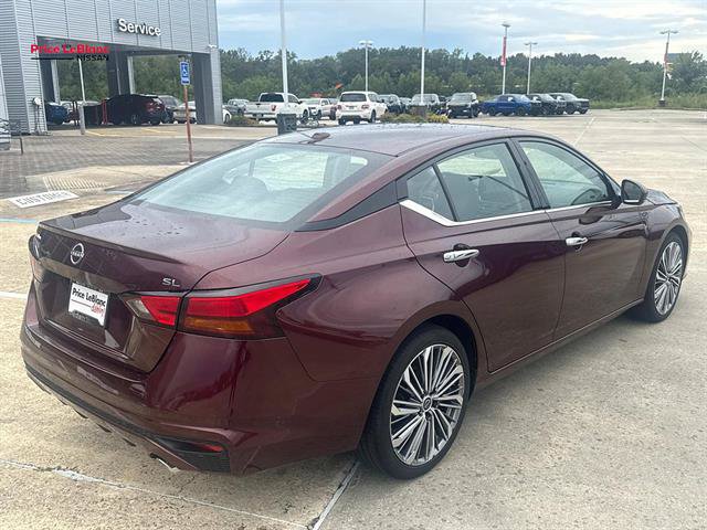 Certified 2025 Nissan Altima 2.5 SL FWD image 7