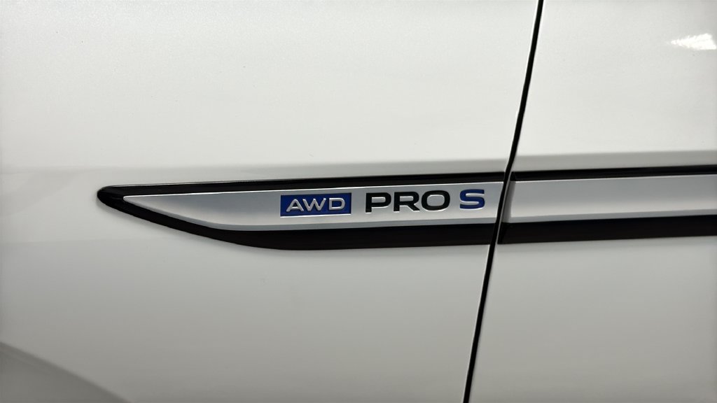 Used 2023 Volkswagen ID.4 Pro S AWD/4WD image 40