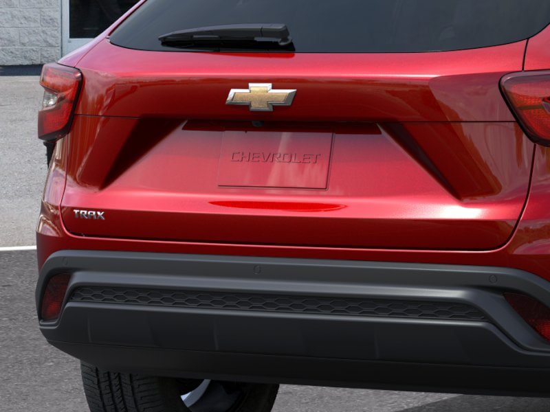 New 2026 Chevrolet Trax LS w/ LS Convenience Package FWD image 38