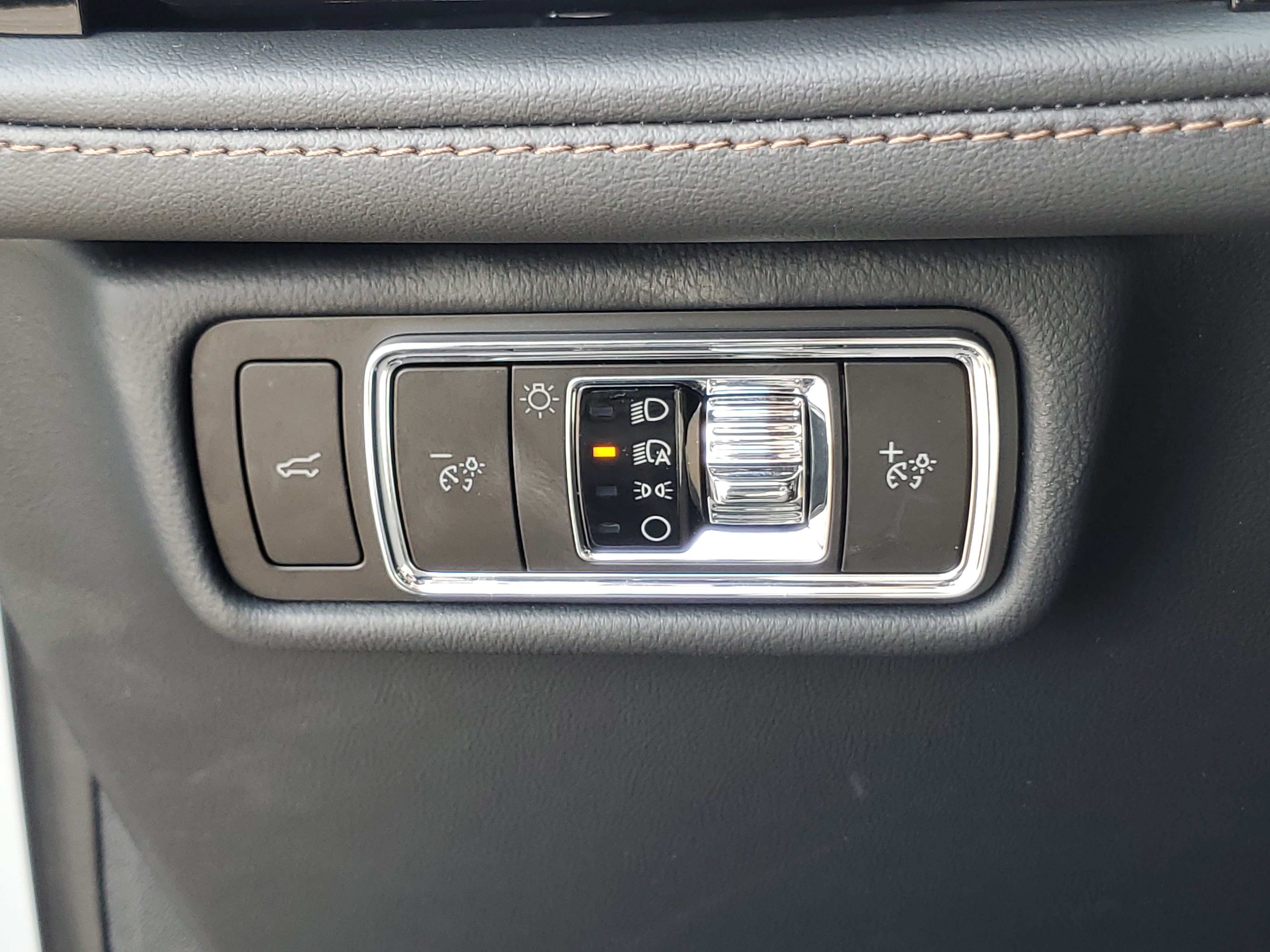 New 2027 Lincoln Aviator Reserve AWD/4WD image 13