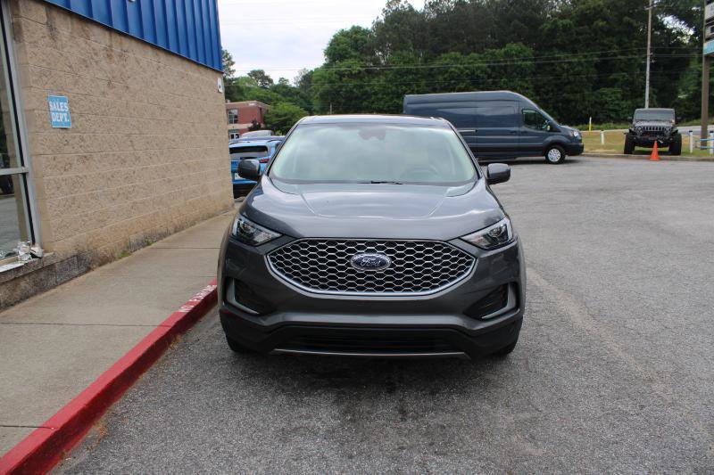 Used 2023 Ford Edge SEL AWD/4WD image 2
