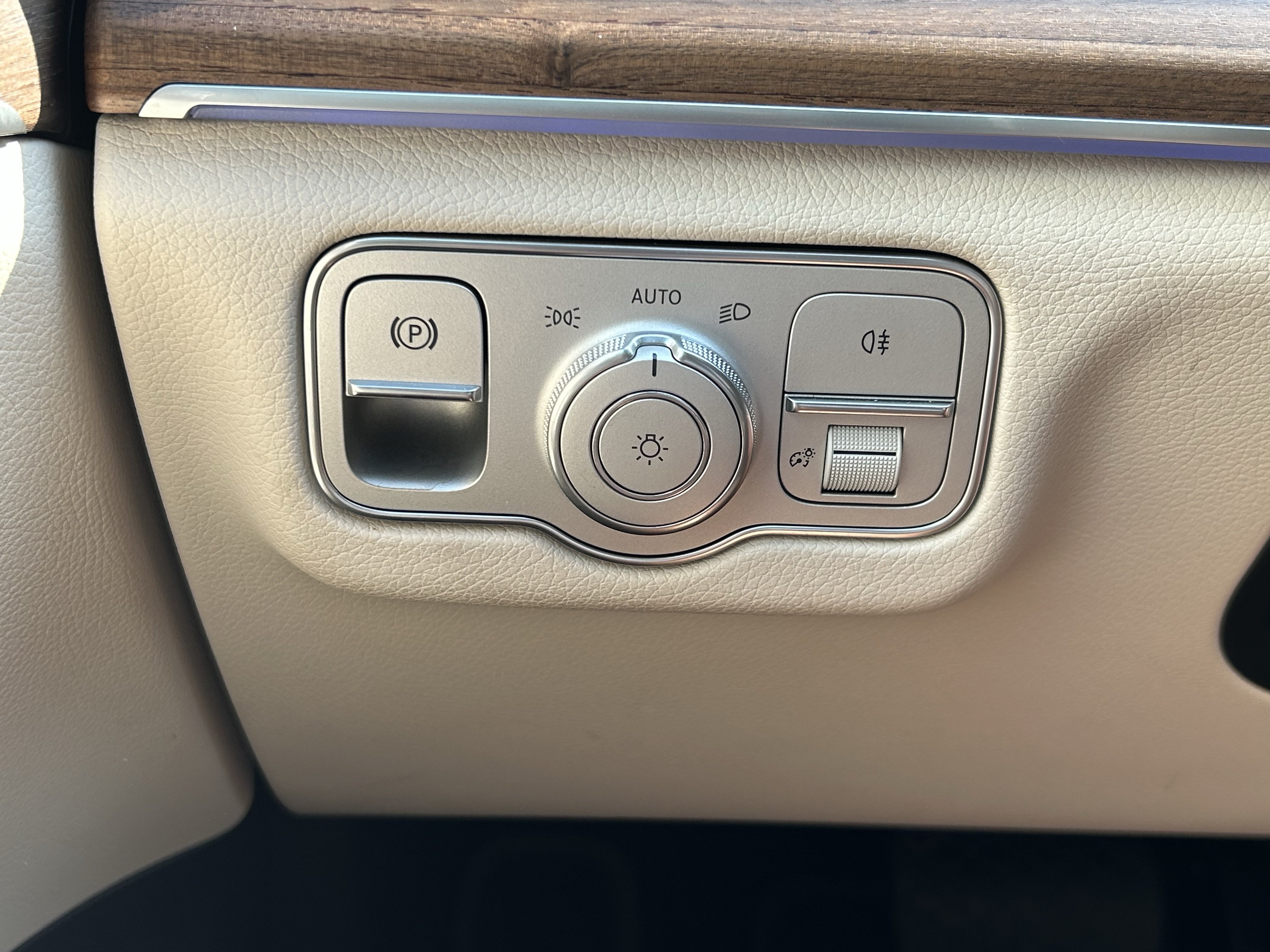 Certified 2026 Mercedes-Benz GLE 450 4MATIC Coupe image 23