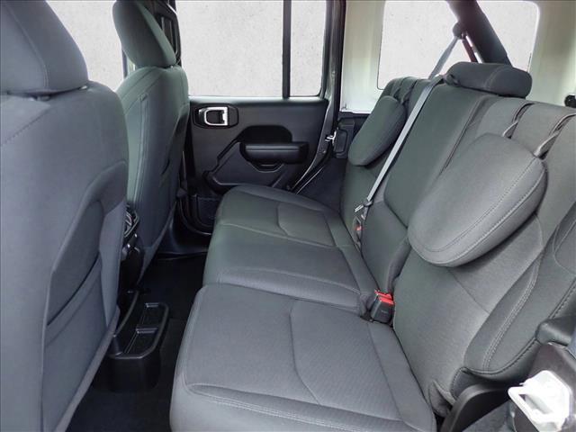 Used 2023 Jeep Wrangler Unlimited w/ Cold Weather Group AWD/4WD image 9