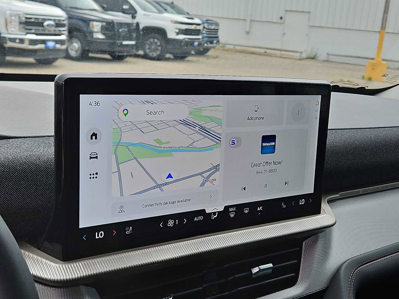 Used 2025 Ford Explorer Active w/ Active Comfort Package image 21