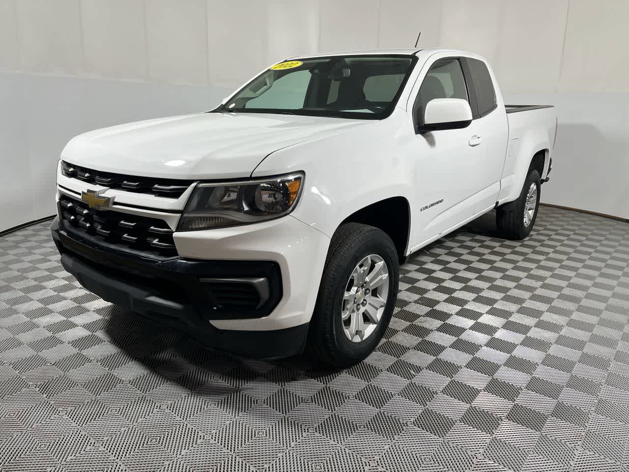 Used 2022 Chevrolet Colorado LT w/ Fleet Safety Package image 3