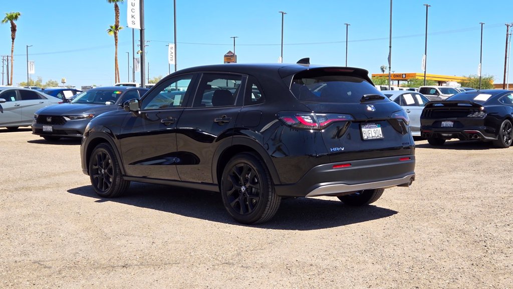 Used 2025 Honda HR-V Sport image 6
