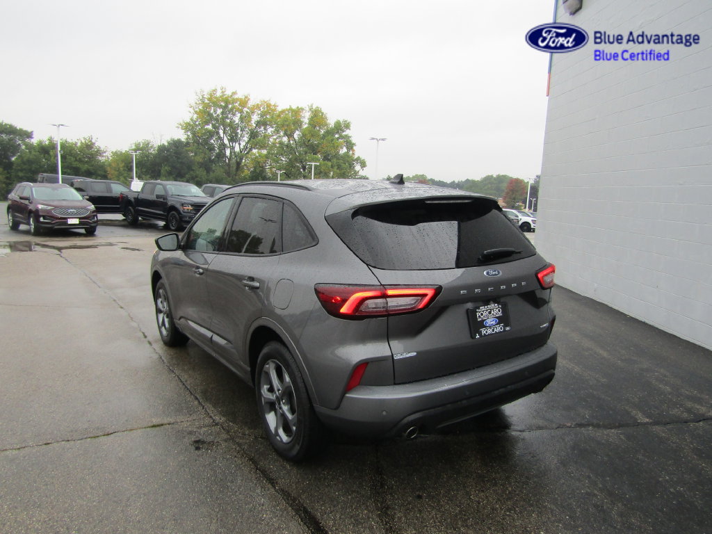 Certified 2024 Ford Escape ST-Line w/ Tech Pack #1 AWD/4WD image 4