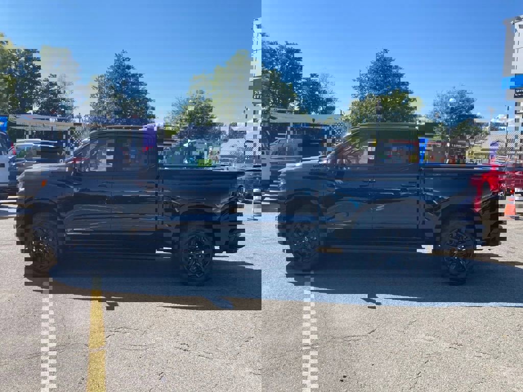 New 2025 Chevrolet Silverado 1500 High Country w/ Midnight Edition image 4