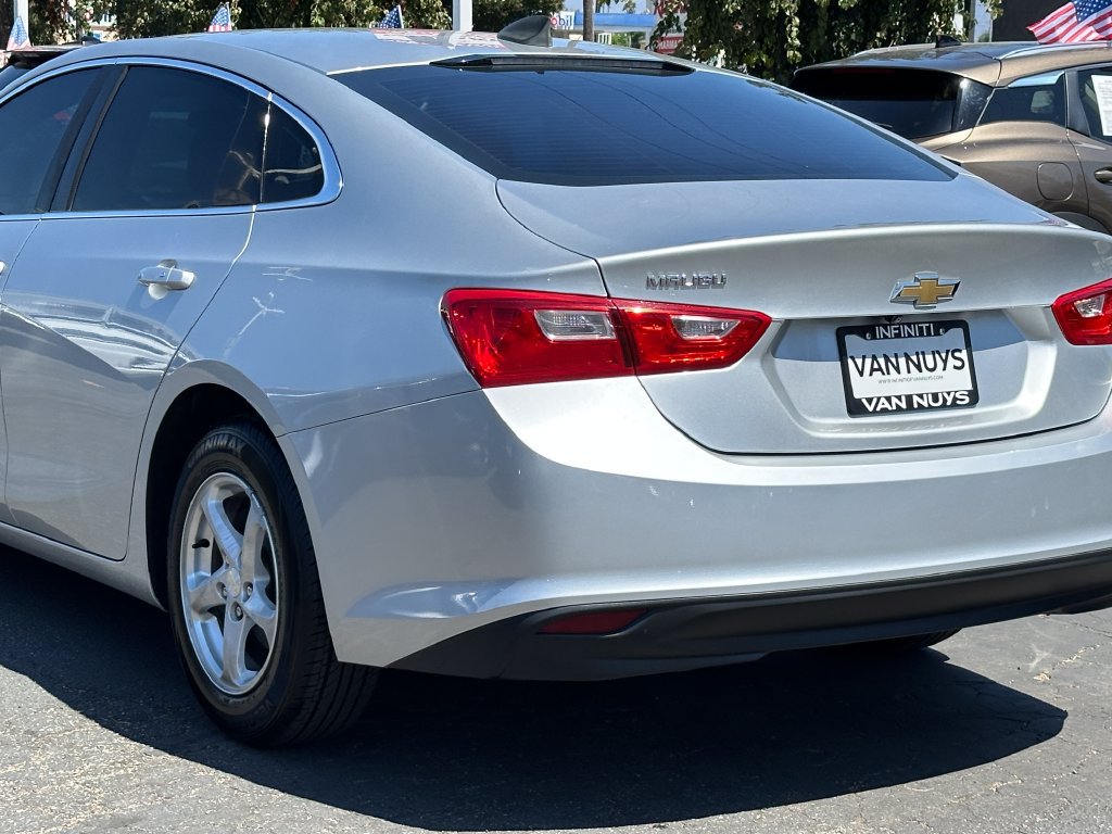 Used 2018 Chevrolet Malibu LS FWD image 5