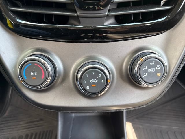 Used 2021 Chevrolet Spark LS image 28